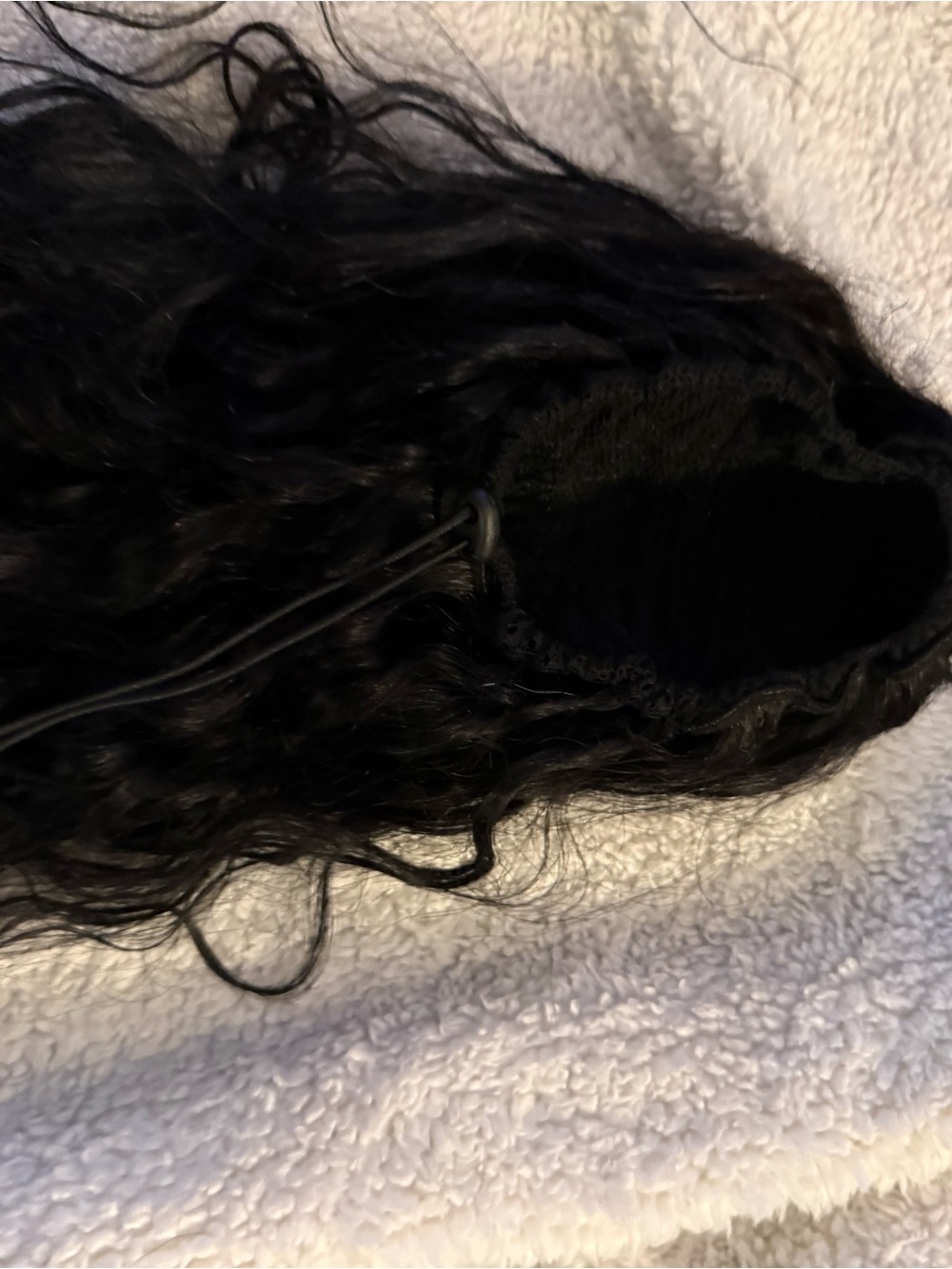 Human hair 23 In drawstring ponytail